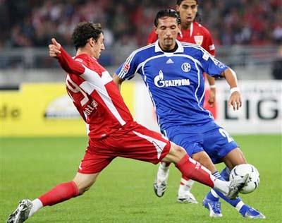 健表现使他 健表现使他